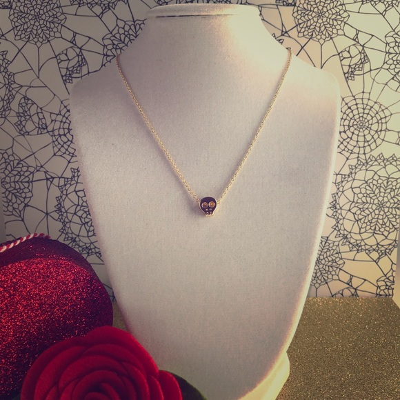 Jewelry - 💥FINAL PRICE 💥Skull 💀 Pendant Necklace